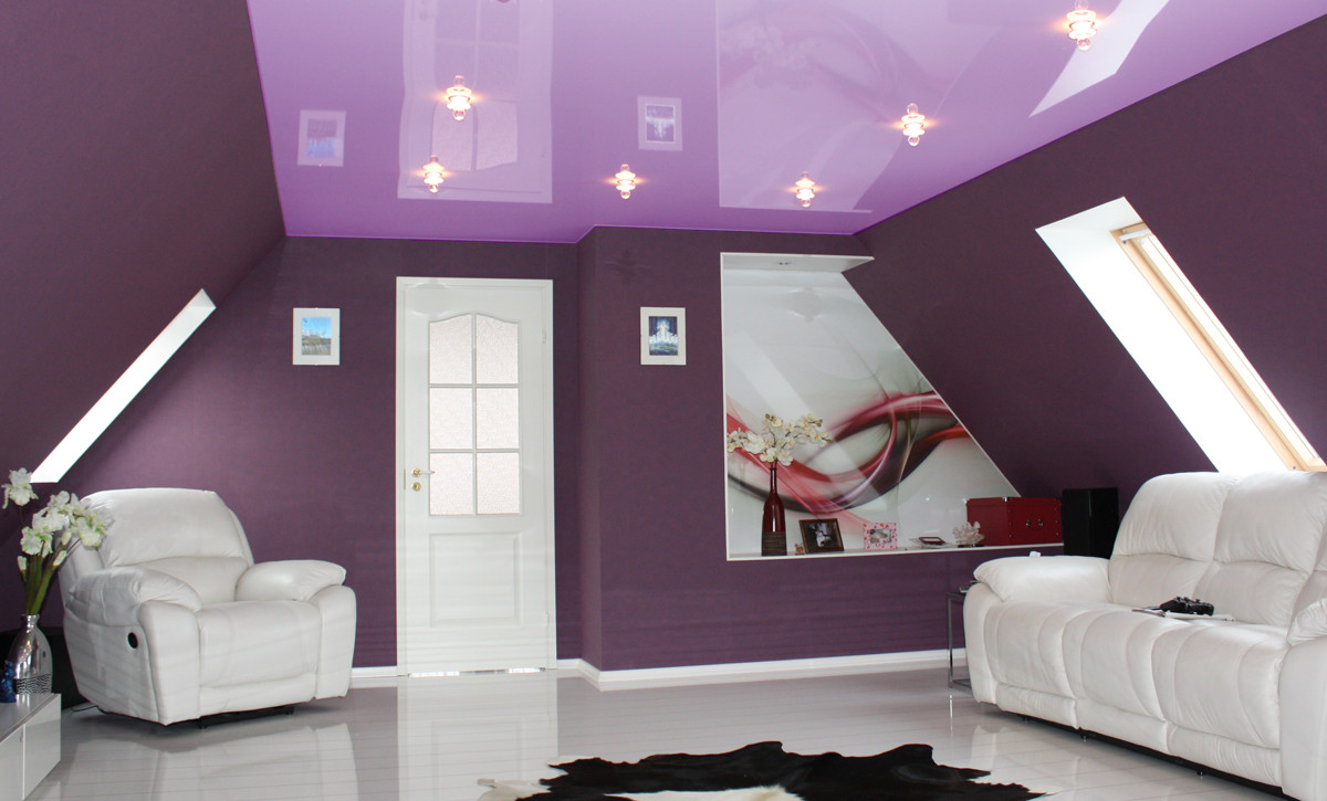 Фиолетовые потолки